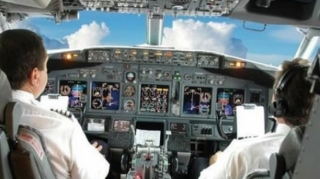 Два пилота Air France  устроили драку в кабине самолета