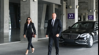 İlham Əliyev Mehriban Əliyeva haqqında: "Siz küçədə istənilən şəxsdən soruşa və onu necə sevdiyini görə bilərsiniz" 