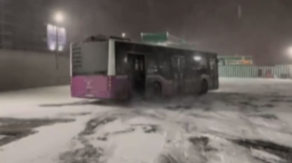 Bakıda “drift” edən avtobus sürücüsü - Şirkətdən AÇIQLAMA   - VİDEO
