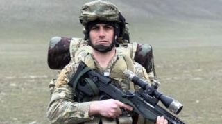 Düşməni öz dilində pusquya salıb, generalı məhv edən qəhrəmanımız - FOTOLAR 