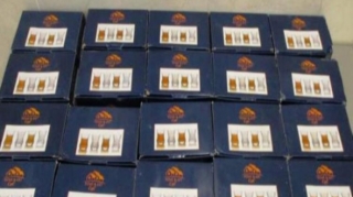 Azərbaycanlının armudu stəkanları müsadirə edildi - FOTO 