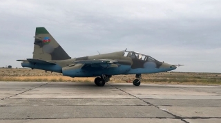 Azərbaycanın hərbi aviasiya vasitələri təlim-məşq uçuşlarını icra ediblər  - VİDEO