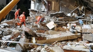 Bina çökdü: azı 11 nəfər dağıntılar altında qalıb 