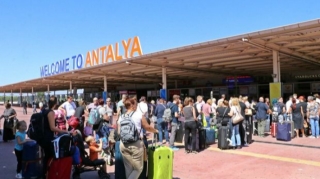 Antalya hava limanından iki rekord 