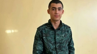 DSX-nin əsgəri özünü güllələdi 