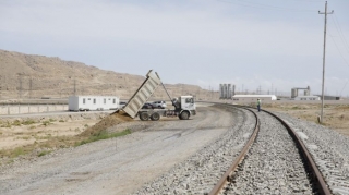 Güzdək-Qaradağ dəmiryol xəttinin yenidən qurulmasına başlanılıb - VİDEO 