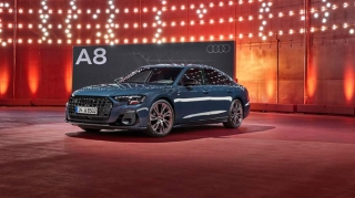 Audi представила обновленный седан A8