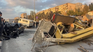 Yeni Günəşlidə kran aşdı - VİDEO