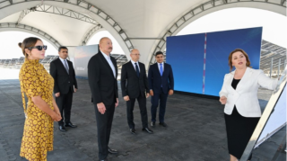Prezident Naxçıvanda “Şəms 1” və “Qərbi Üfüq” Günəş Elektrik stansiyalarında görülən işlərlə tanış olub  - FOTO - YENİLƏNİB
