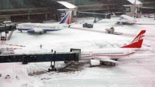 Moskvada aviareyslər təxirə salındı