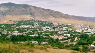 Növbəti köç karvanı Hadrut və Qırmızı Bazar qəsəbələrinə çatdı   - YENİLƏNİB