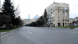 Karantin rejiminə görə rayon deputatlarının köməkçiləri Bakıya gəlməyib