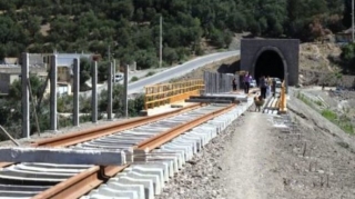 Строительство железной дороги Решт - Астара  может занять более трех лет