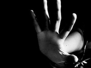 Müəllimin oğlan şagirdinə yazdığı sevgi mesajları ortaya çıxdı  - FOTO