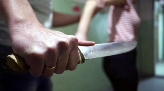 Sumqayıtda sahibkar evinə diktofon yerləşdirdi, arvadını 18 bıçaq zərbəsi ilə qətlə yetirdi 