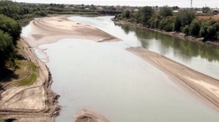 Ölkədə su ehtiyatlarının kəskin azalmasının səbəbləri: Xəzərin duzsuzlaşdırılması gündəmə gəlir 