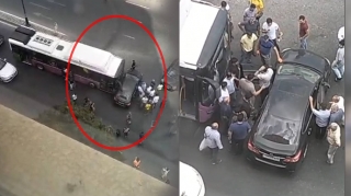 Bakıda 18 nömrəli avtobus avtomobillə toqquşdu - VİDEO 