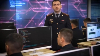 "WhatsApp”la kart məlumatları tələb edənlərə inanmayın - VİDEO 