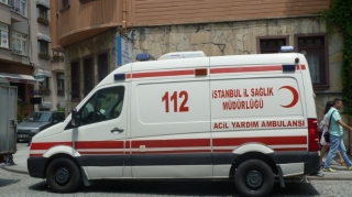 Türkiyədə yol qəzası olub, xarici turistlər xəsarət alıb 