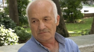 İctimai nəqliyyatda yaşlılara yer verilməlidirmi? - SORĞU   - VİDEO