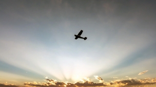 İdman təyyarəsi qəzaya uğrayıb, pilot həlak olub 