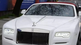 Məşhur aktyorun 50 milyonluq avtomobili - FOTOLAR 