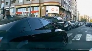 Bakıda qayda pozan sürücü qabaqdangəlmişlik etdi   - VİDEO