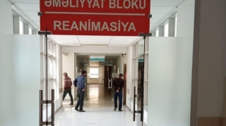 Bakıda avtomobil gənc qızı vurub