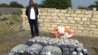 В Азербайджане обнаружены десятки килограммов наркотиков: есть задержанный - ВИДЕО 