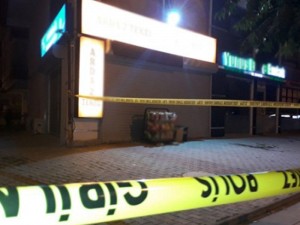 Namus davası: Bacısının görüşdüyü kişini güllələdi - FOTO