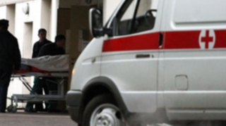 Yolu keçən deputatı maşın VURDU 