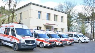 Klub təcili tibbi yardım avtomobilinə görə cəzalandı 