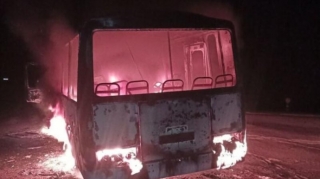 Avtobusa dron hücumu oldu - Yaralananlar var 