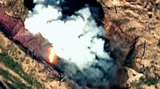 Mülki infrastrukturumuzu hədəfə alan Ermənistan silahlı qüvvələrinin top qurğusunun məhv edilməsi anı   - VİDEO