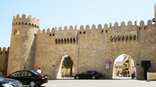 Sürücülərin NƏZƏRİNƏ:  Sabahdan İçərişəhərdə nəqliyyatın hərəkəti məhdudlaşdırılır