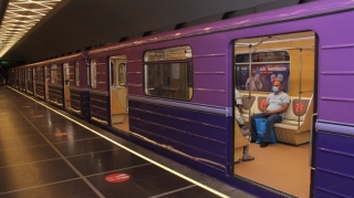 Bakı metrosunda qatarların hərəkətində ləngimə olub