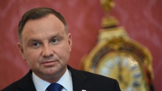 Polşa prezidentinin təyyarəsində nasazlıq yaranıb 