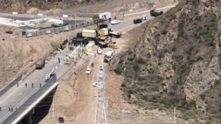 Volkov Həkəri çayı üzərindəki körpünü açmağa çalışır 