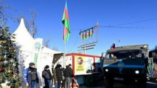 Автомобили миротворцев беспрепятственно проехали по дороге Ханкенди - Лачын  - ФОТО