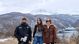 Prezidentin qızı və gəlini Göygöldə 