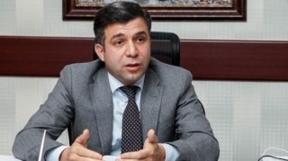 İyulun 10-dək ... - "Azəriqaz" direktoru 