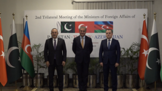 Pakistan, Türkiyə və Azərbaycan XİN başçıları bir araya gəldilər