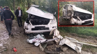 Çuxurdan yayınan sürücü “Lexus”u aşırdı – 3 yaralı var – FOTO - VİDEO 