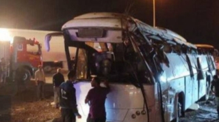 В Иране пассажирский автобус попал в ДТП: есть погибшие и раненые - ФОТО 