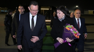 Natalya Koçanova Bakıdadır   - FOTO