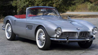 Unikal "BMW 507" rodsteri hərraca çıxarılıb