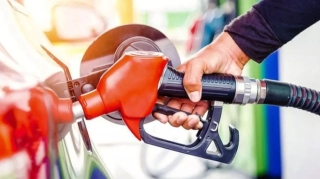 В Азербайджане изменились цены на бензин и дизельное топливо 