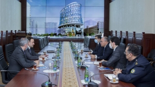 Dövlət Gömrük Komitəsinin sədri BP şirkətinin regional vitse-prezidenti ilə görüşüb  - FOTO