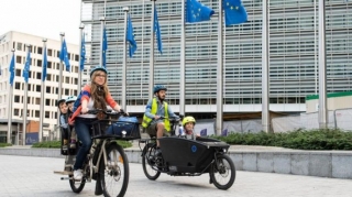 Brüsseldə avtomobilsiz gün keçirilib  - VİDEO