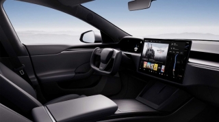 "Tesla" sükanı dəyişir: YENİLİK 